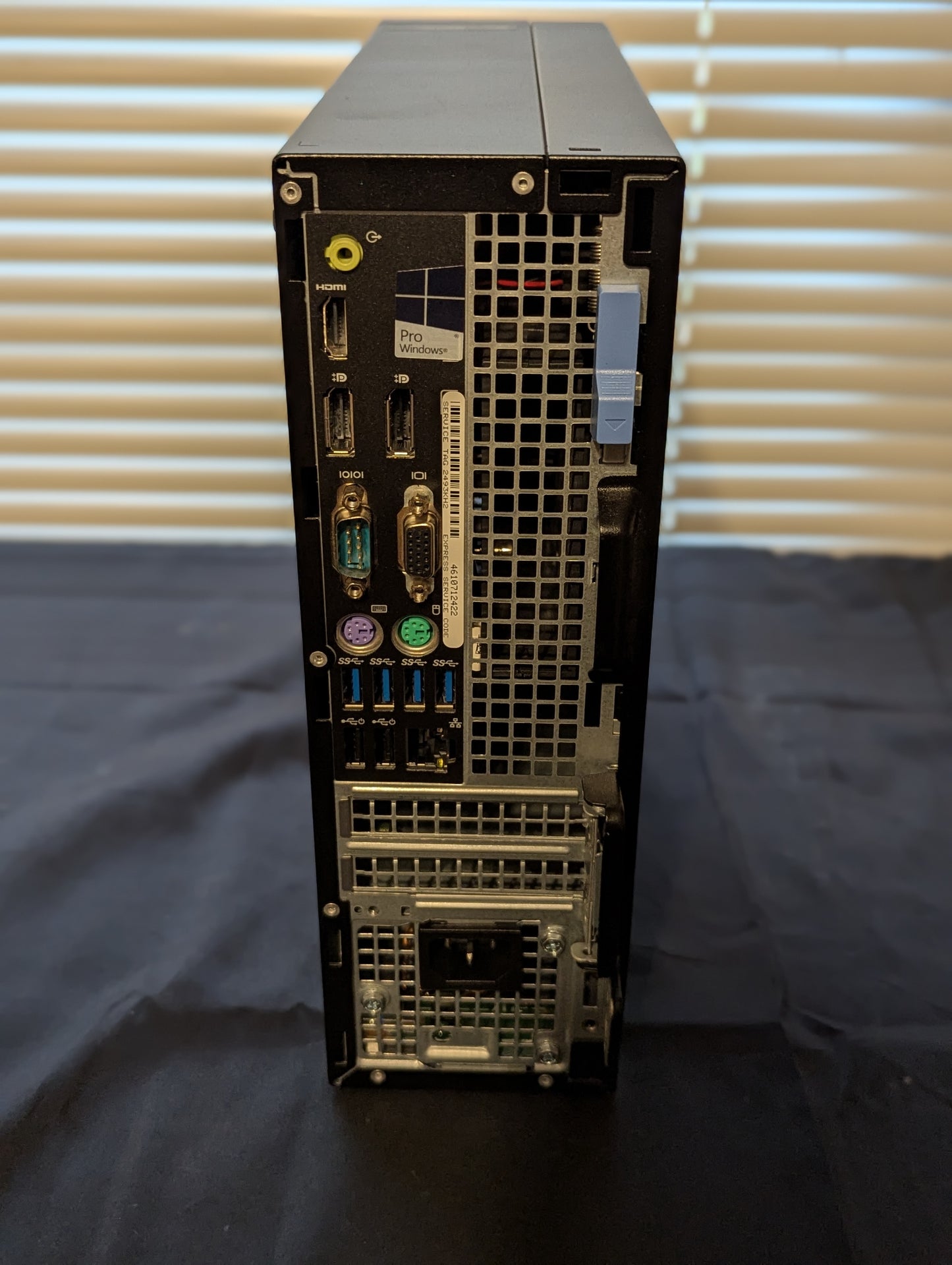 Dell Desktop - OptiPlex 7050 SFF