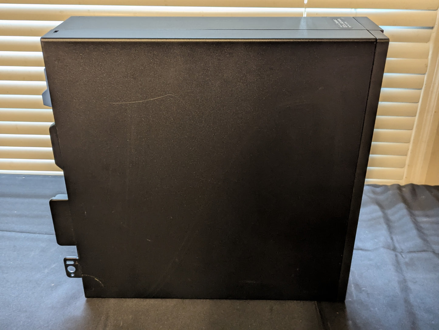 Dell Desktop - OptiPlex 7050 SFF