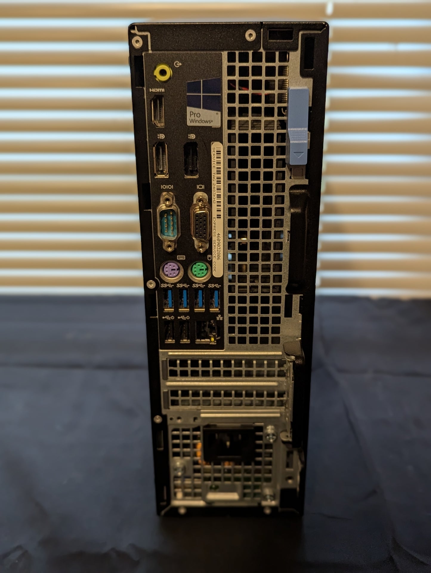 Dell Desktop - OptiPlex 7050 SFF