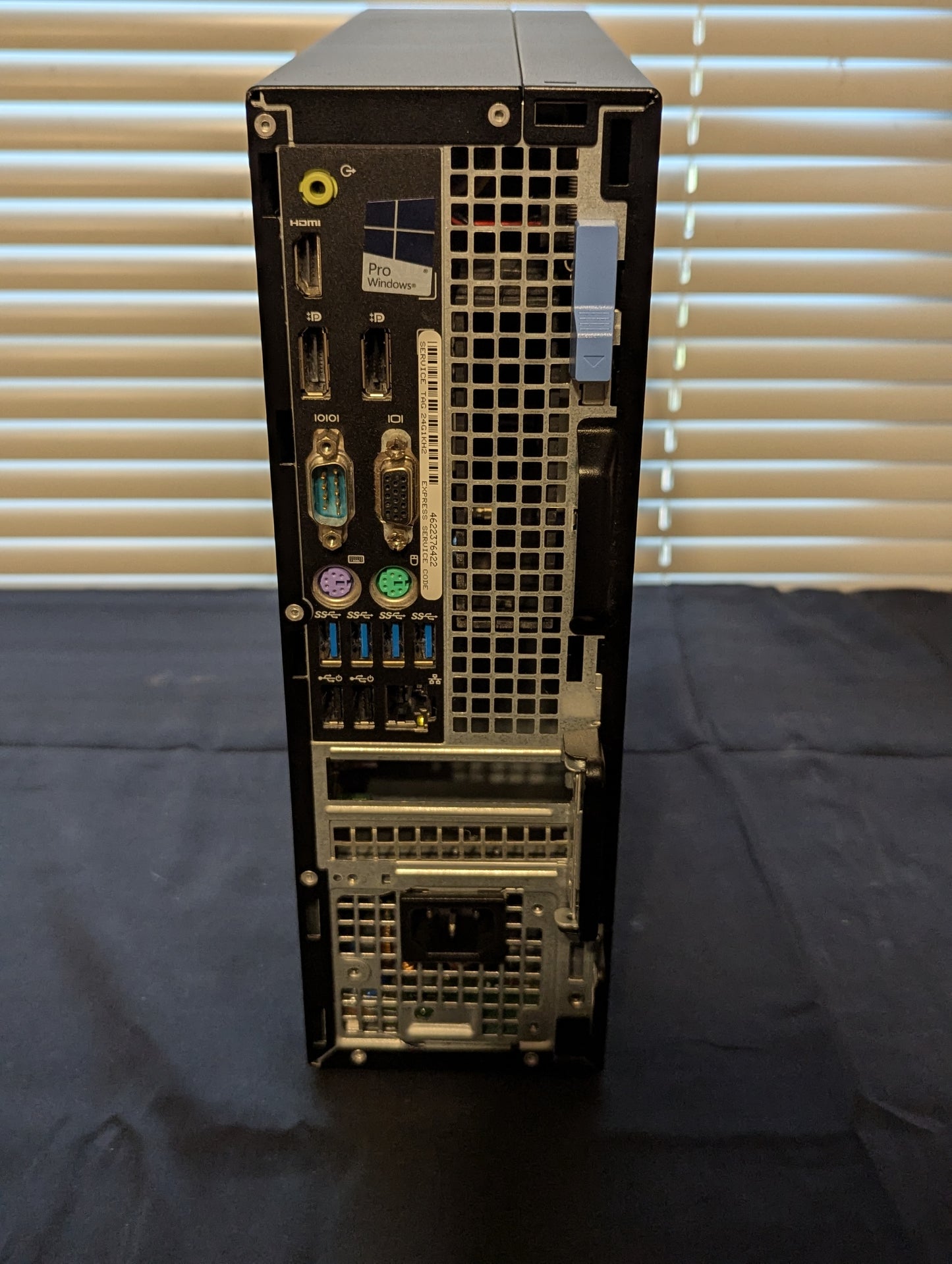 Dell Desktop - OptiPlex 7050 SFF