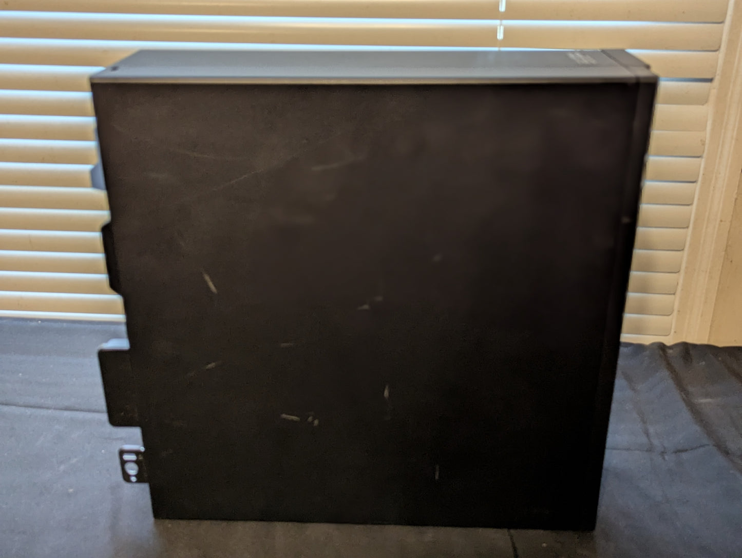 Dell Desktop - OptiPlex 7050 SFF