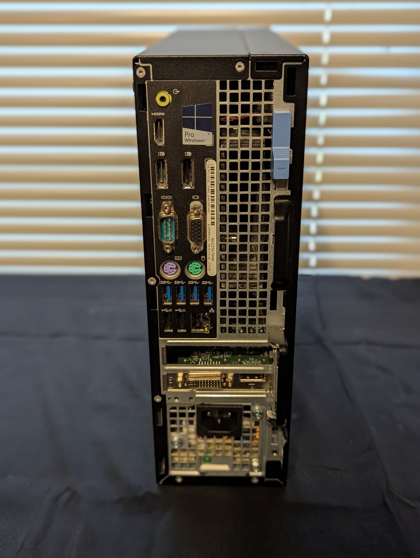 Dell Desktop - OptiPlex 7050 SFF
