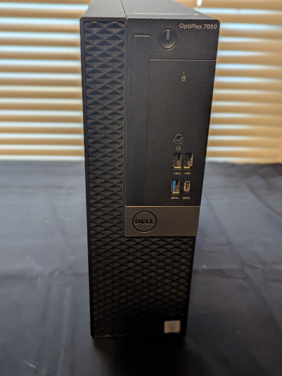 Dell Desktop - OptiPlex 7050 SFF