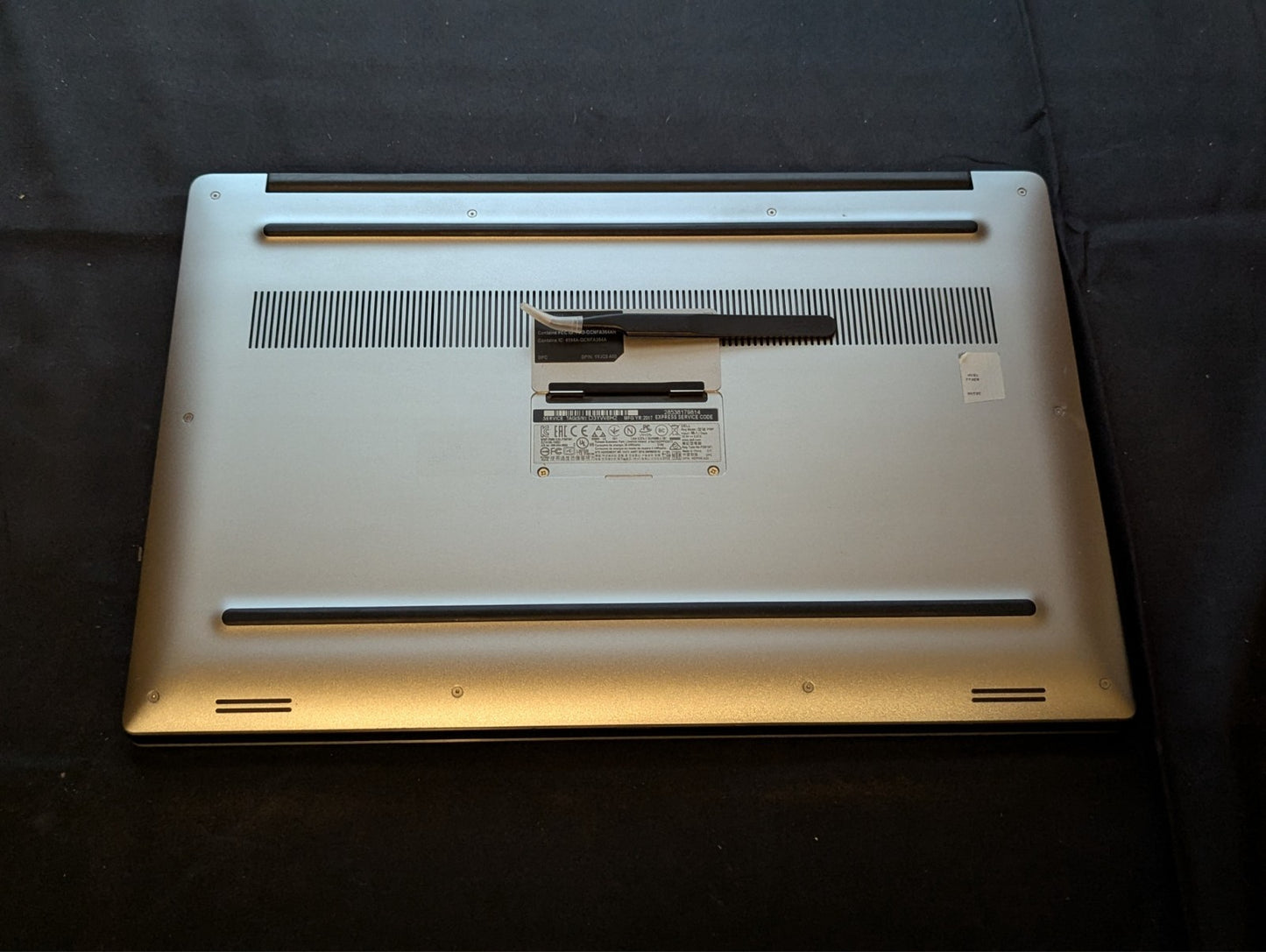 Dell Laptop – XPS 15 9560