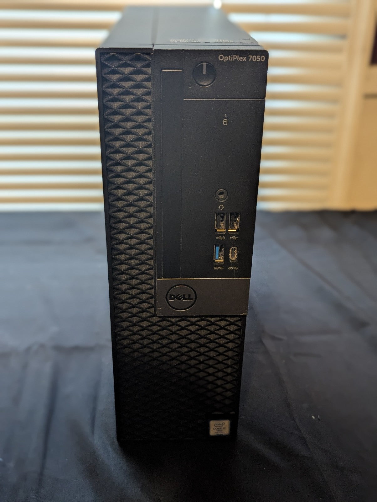 Dell Desktop - OptiPlex 7050 SFF