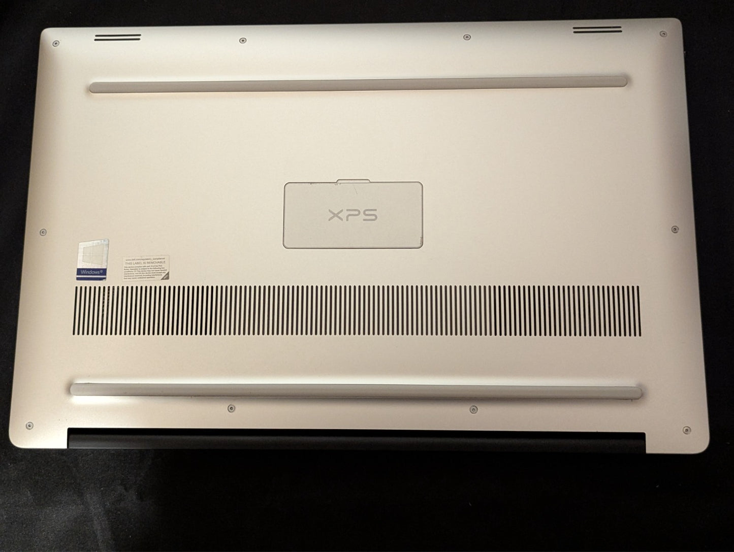 Dell Laptop – XPS 15 7590