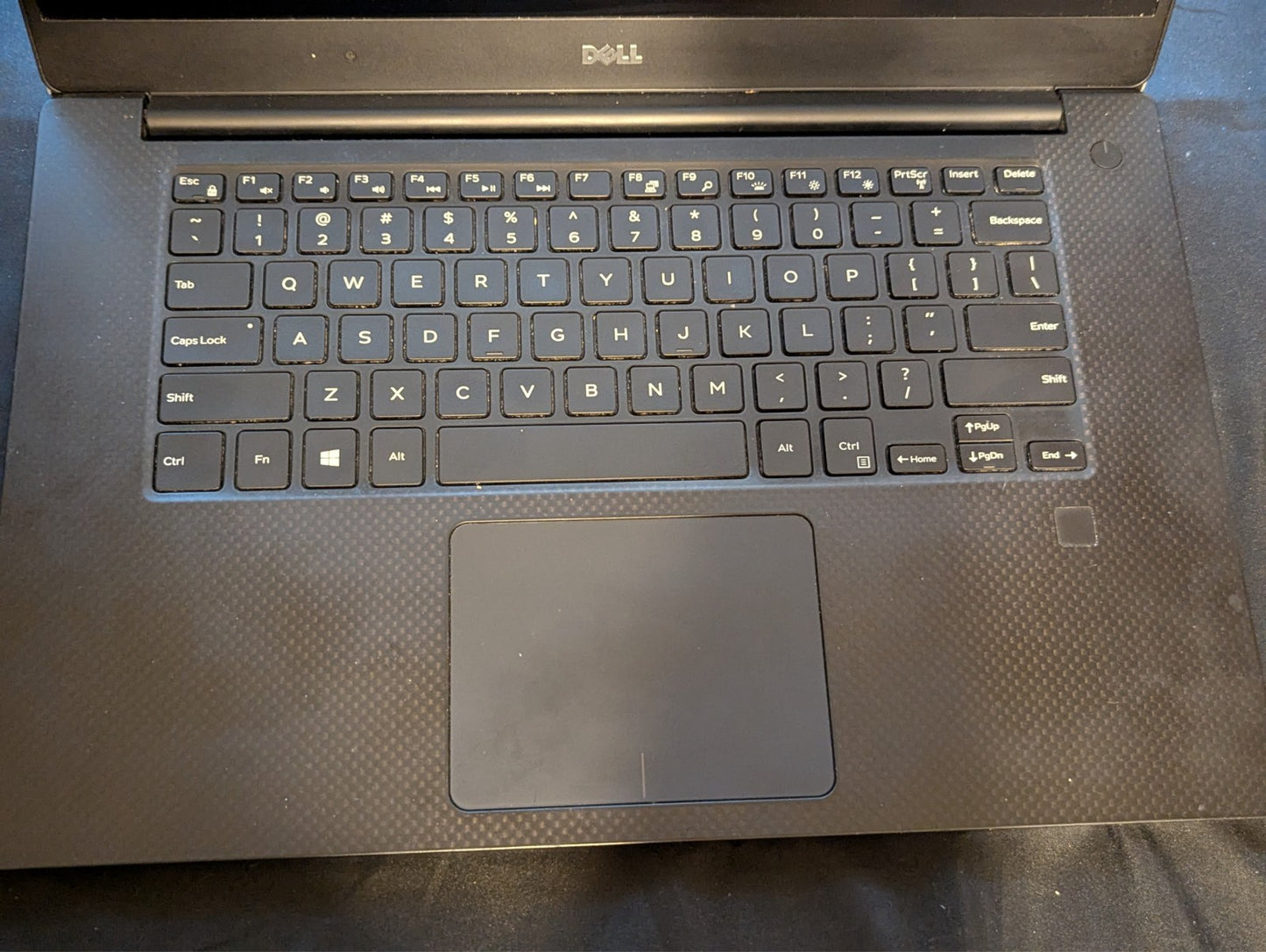 Dell Laptop – XPS 15 9560
