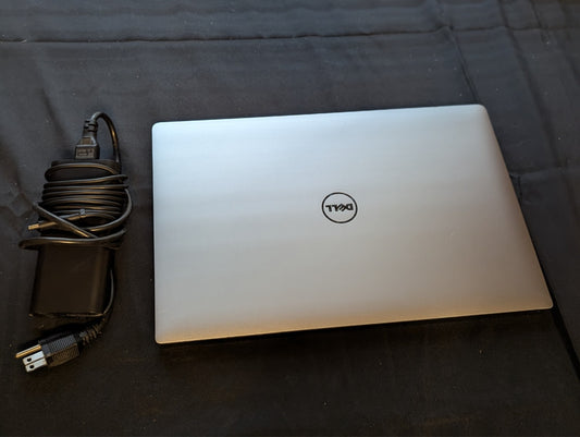 Dell Laptop – XPS 15 9560