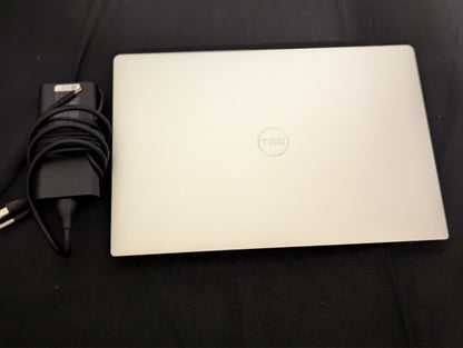 Dell Laptop – XPS 15 7590